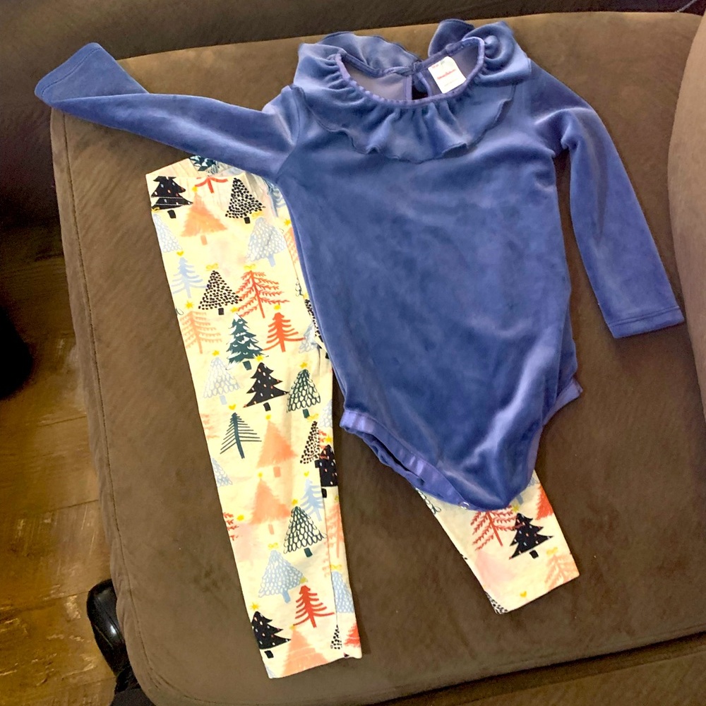 Hannah Andersson outfit size 2T